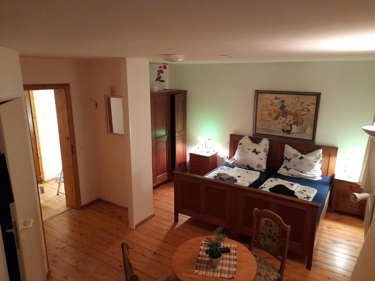 Pension Schwalbenhof Gestut Bartos Lommatzsch Exteriér fotografie
